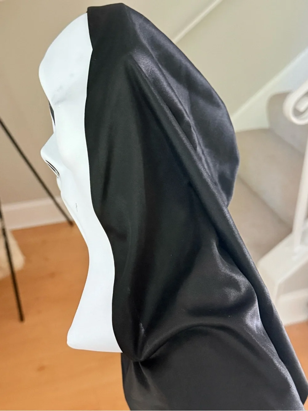 Ghost Face Scream Full Mask w/ Black Hood, White/Black, One Size, Halloween